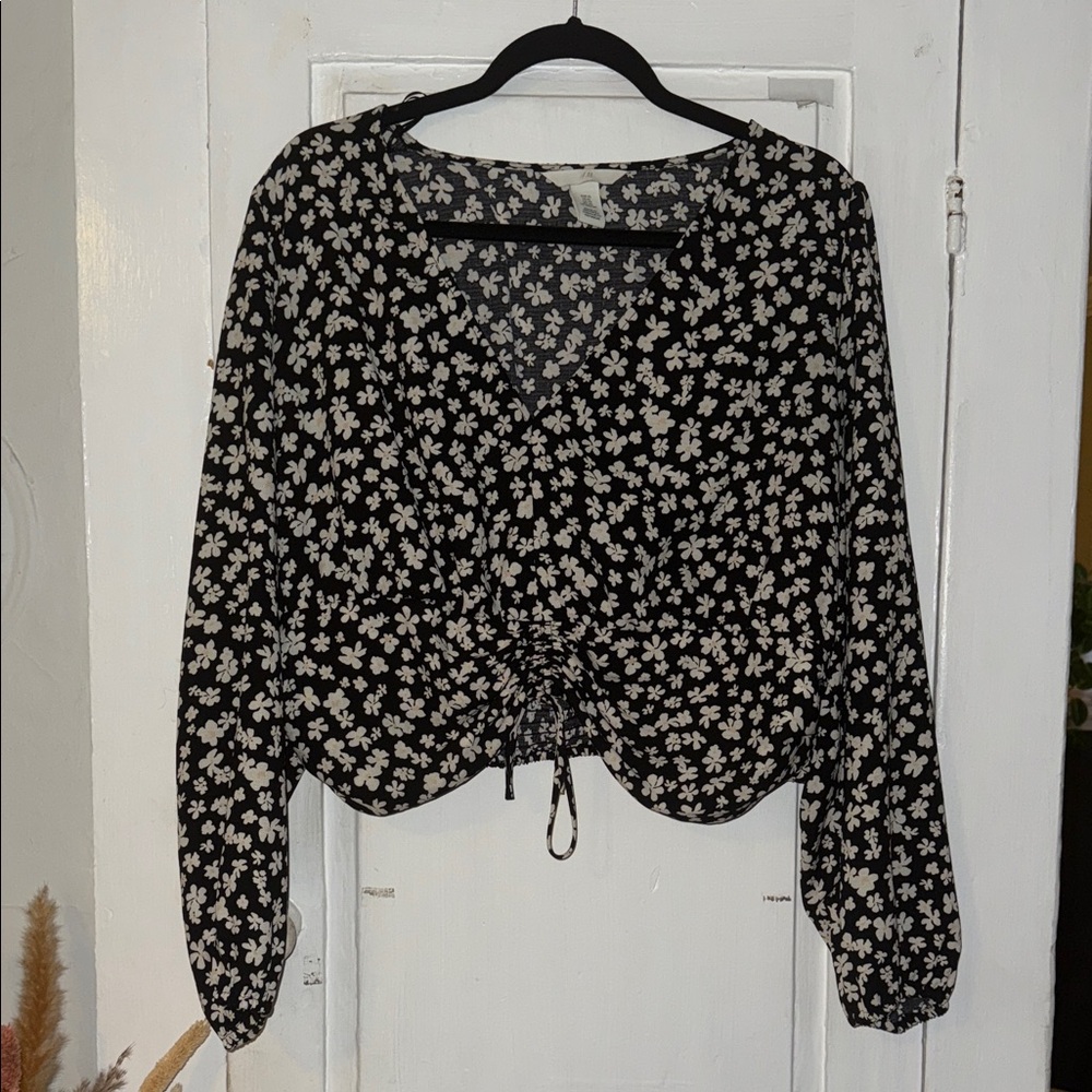 H&M Black and White Floral Blouse